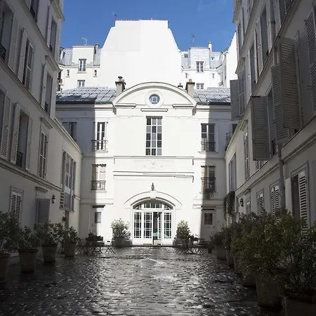 Veeve - Peaceful Pigalle Apartment *