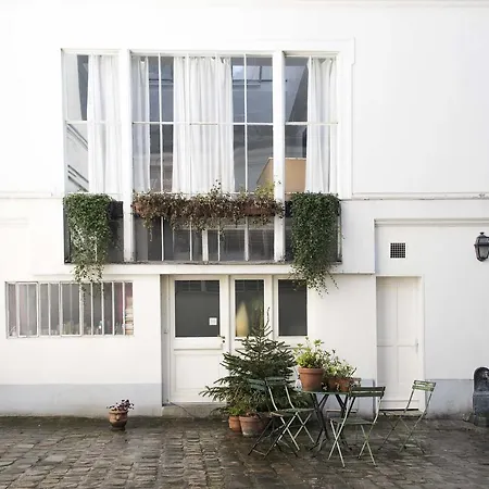 Veeve - Peaceful Pigalle